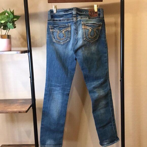 BigâStarâDistressed SkinnyâJeansâwithâContrastâStitching - Picture 8 of 16